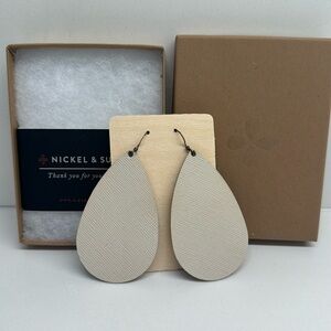 Nickel and Suede leather earrings